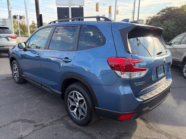 Used 2023 Subaru Forester Premium SUV