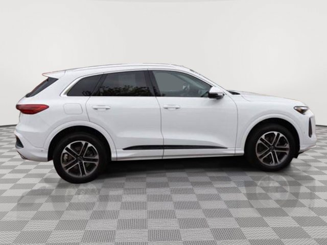 Used 2025 Audi Q5 2.0T Premium SUV