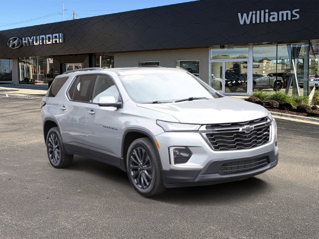 Used 2023 Chevrolet Traverse RS SUV