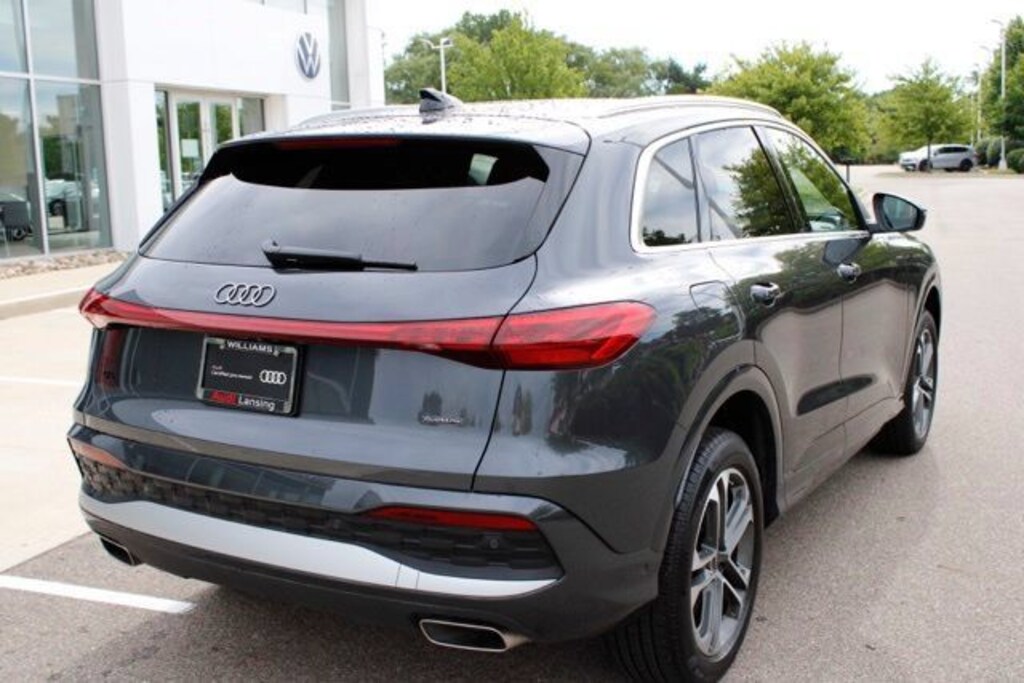 Used 2025 Audi Q5 2.0T Premium SUV