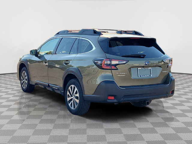 Used 2024 Subaru Outback Premium SUV