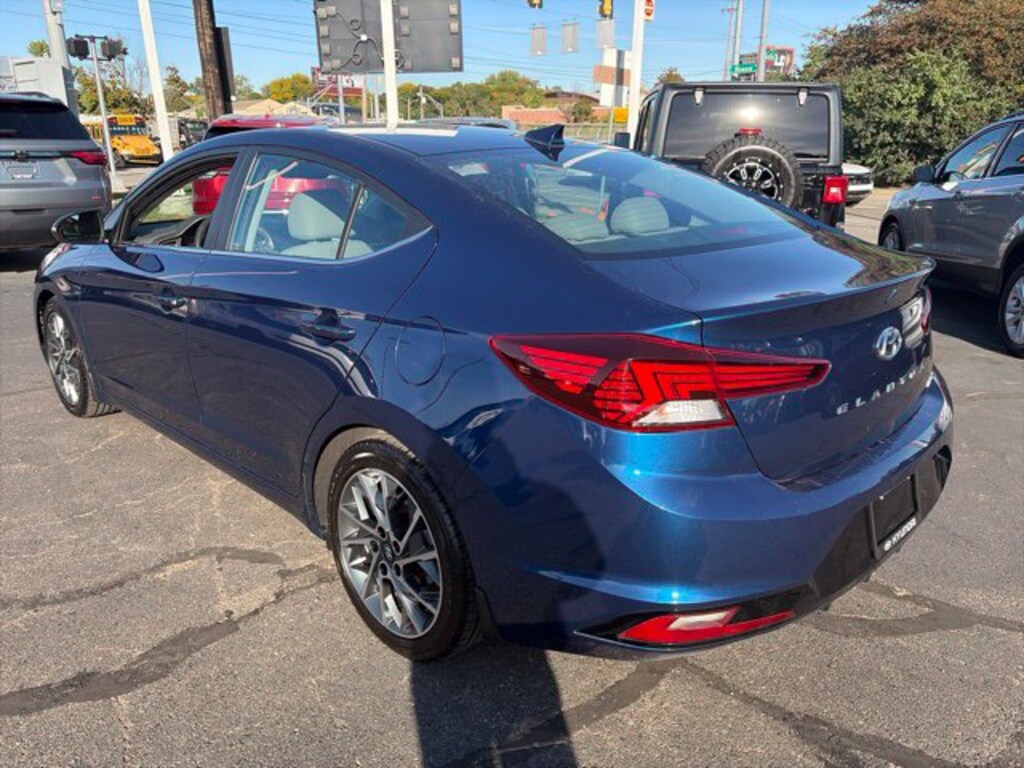 Used 2019 Hyundai Elantra Limited Sedan