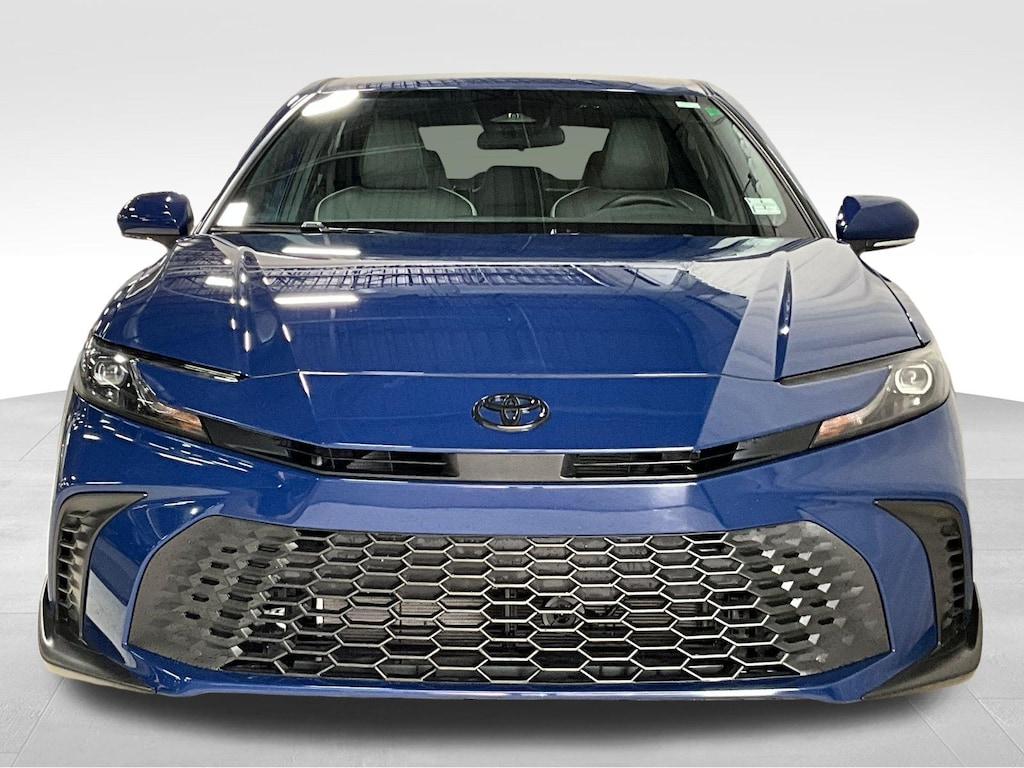 Used 2025 Toyota Camry SE Sedan