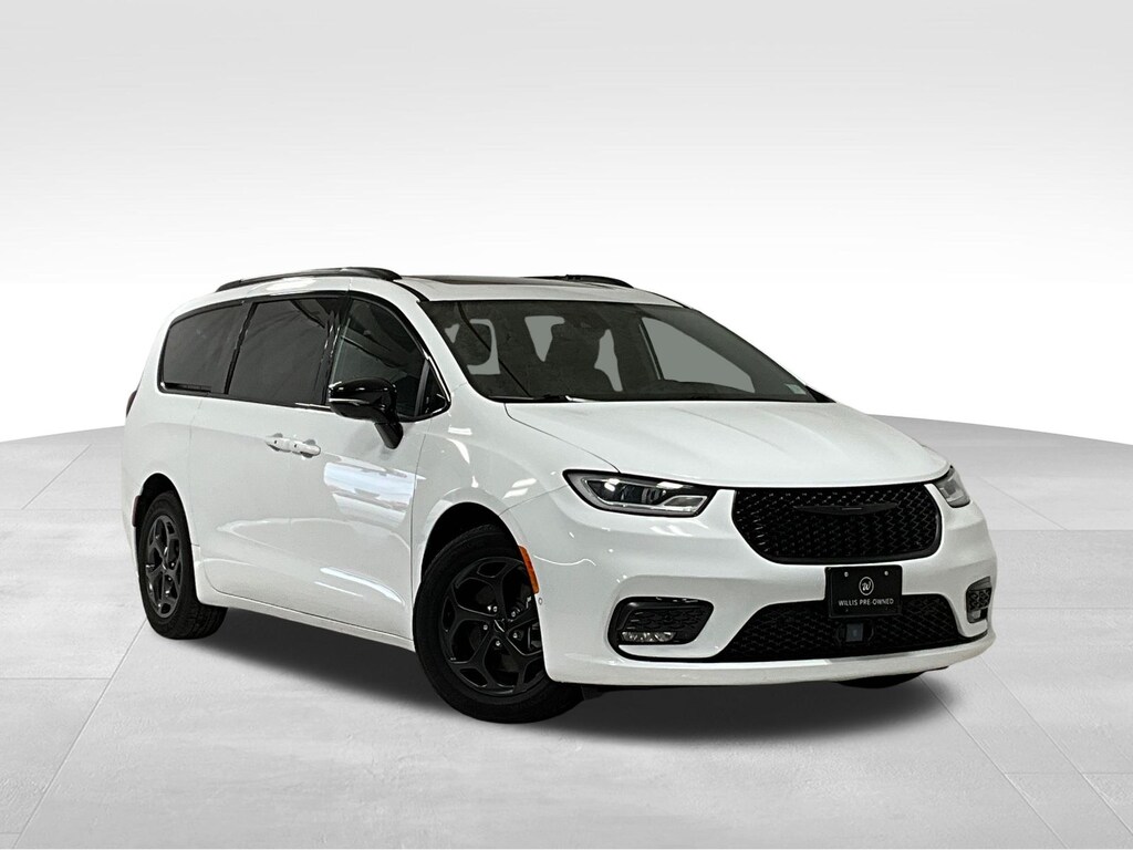 Used 2024 Chrysler Pacifica Plug-In Hybrid Select Premium S Appearance Minivan/Van