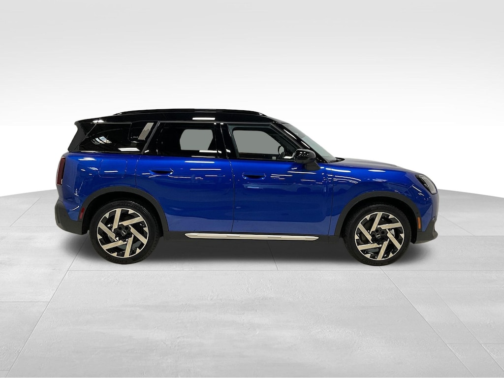 Certified 2026 MINI Cooper S Countryman Iconic SUV