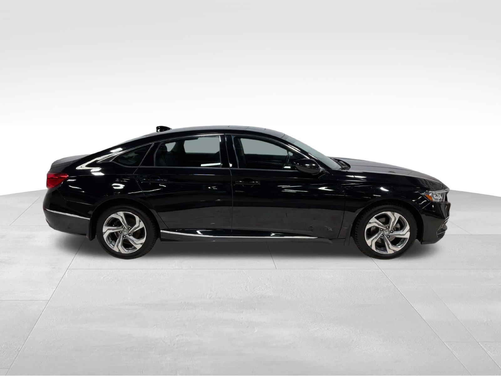 Used 2018 Honda Accord EX-L Sedan