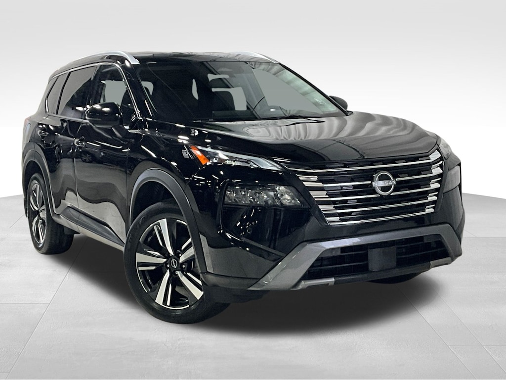 Used 2025 Nissan Rogue SL SUV