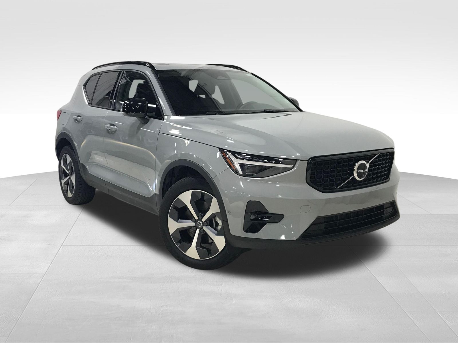 2026 Volvo XC40