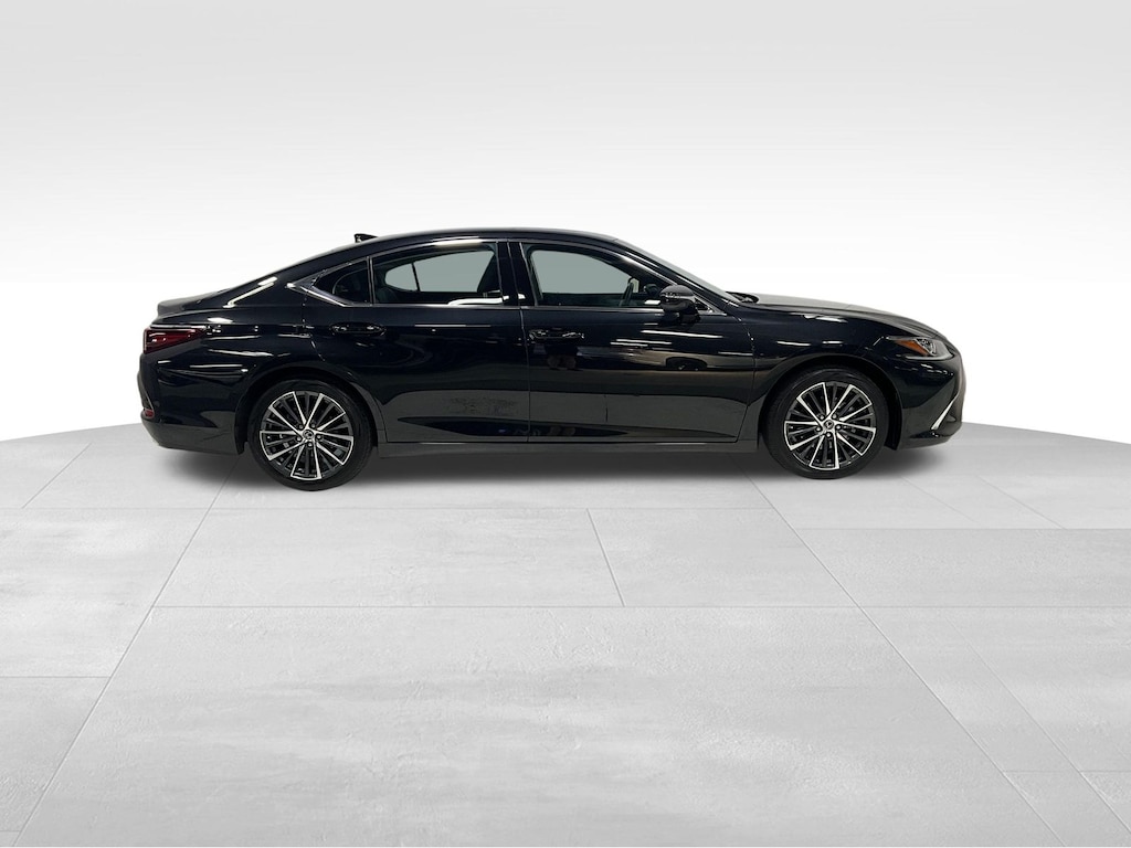 Certified 2022 Lexus ES 350 Sedan