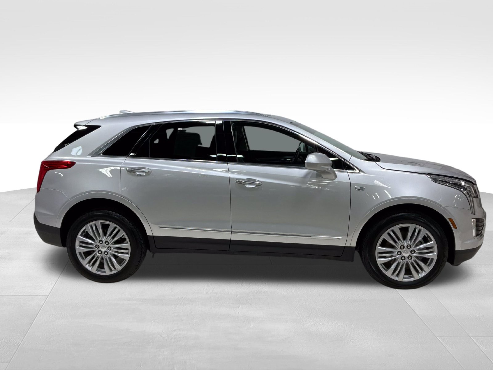 Used 2017 Cadillac XT5 Premium Luxury SUV