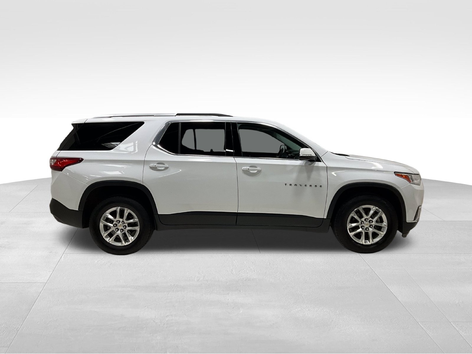 Used 2018 Chevrolet Traverse LT SUV