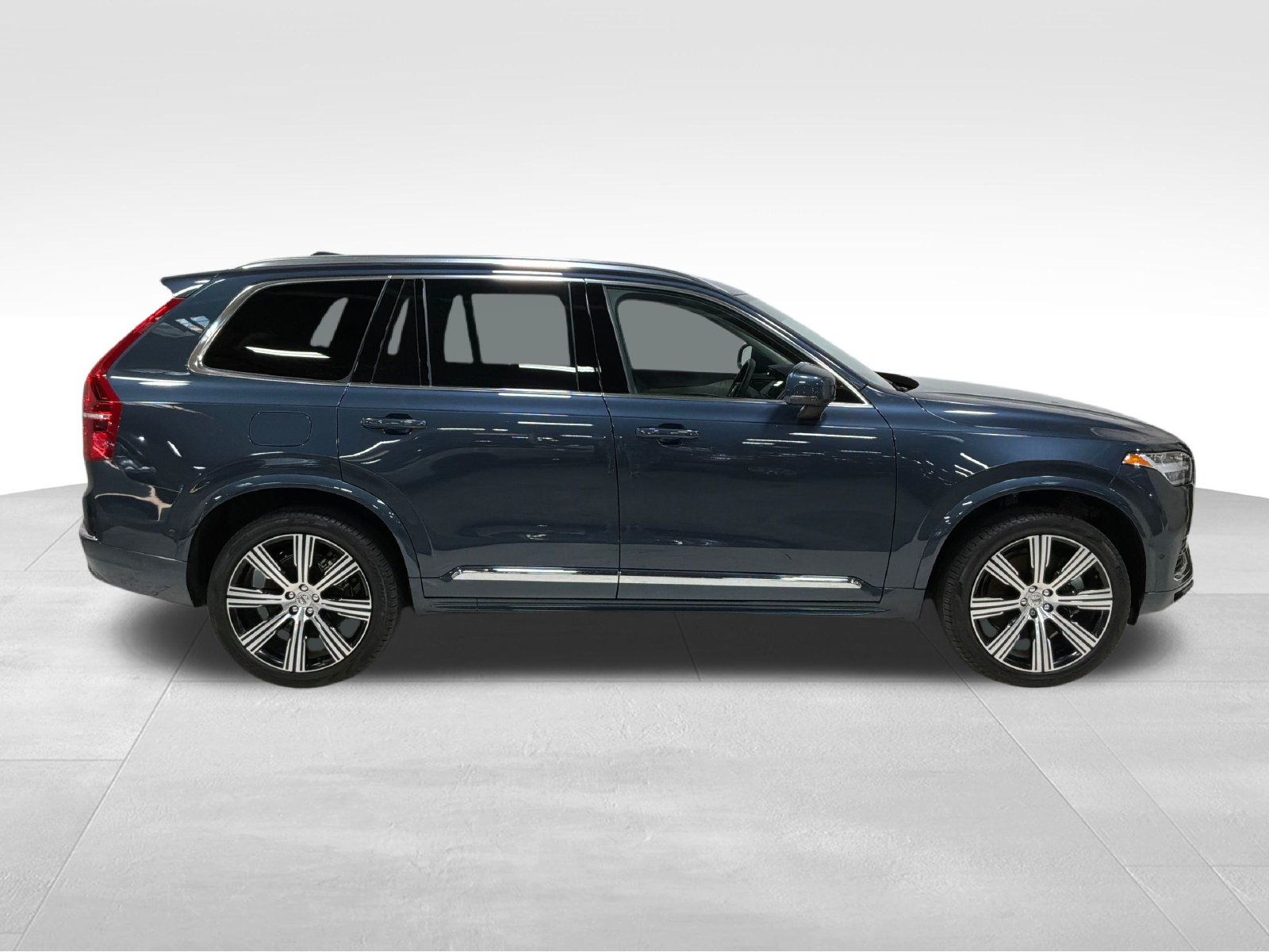 Certified 2025 Volvo XC90 Plug-In Hybrid T8 Ultra SUV