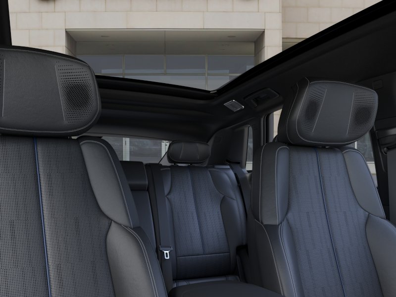 2026 Cadillac LYRIQ V - Photo 23