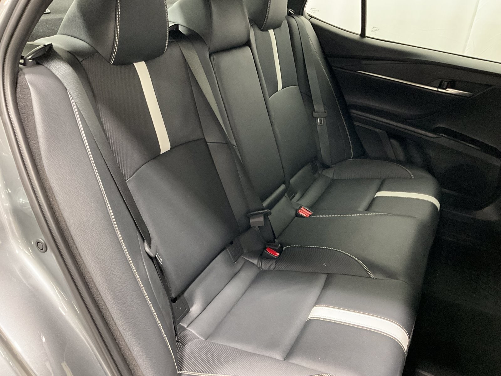 2026 Toyota Camry SE - Photo 25