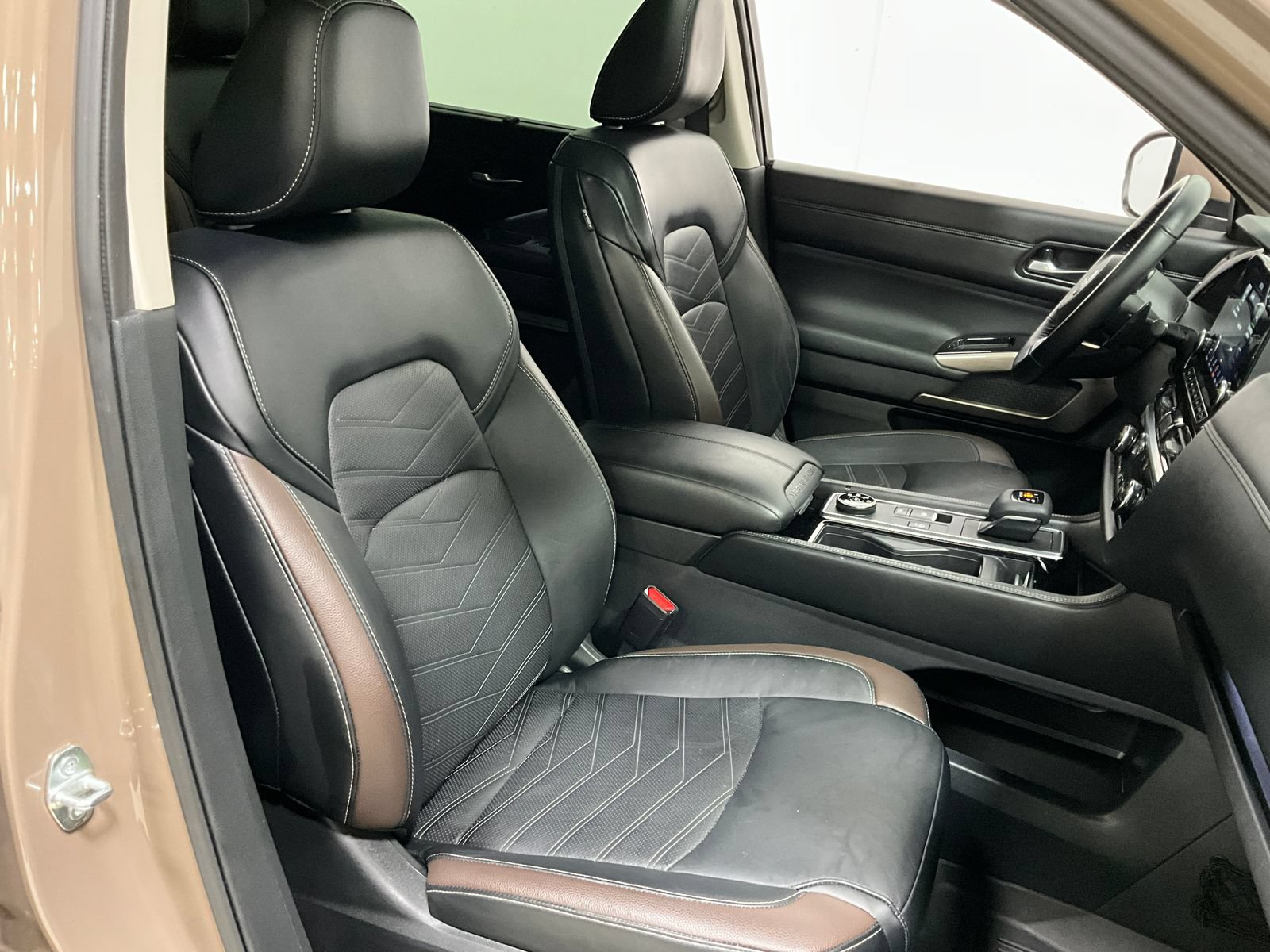 2023 Nissan Pathfinder Platinum - Photo 9