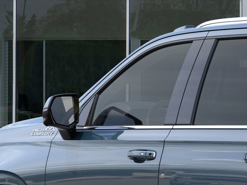 2026 Chevrolet Suburban High Country - Photo 12