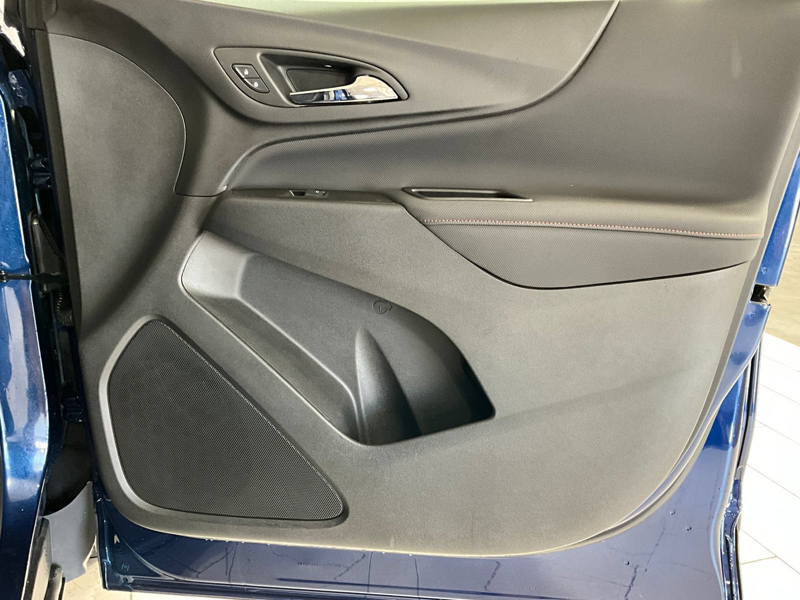 2022 Chevrolet Equinox RS - Photo 23