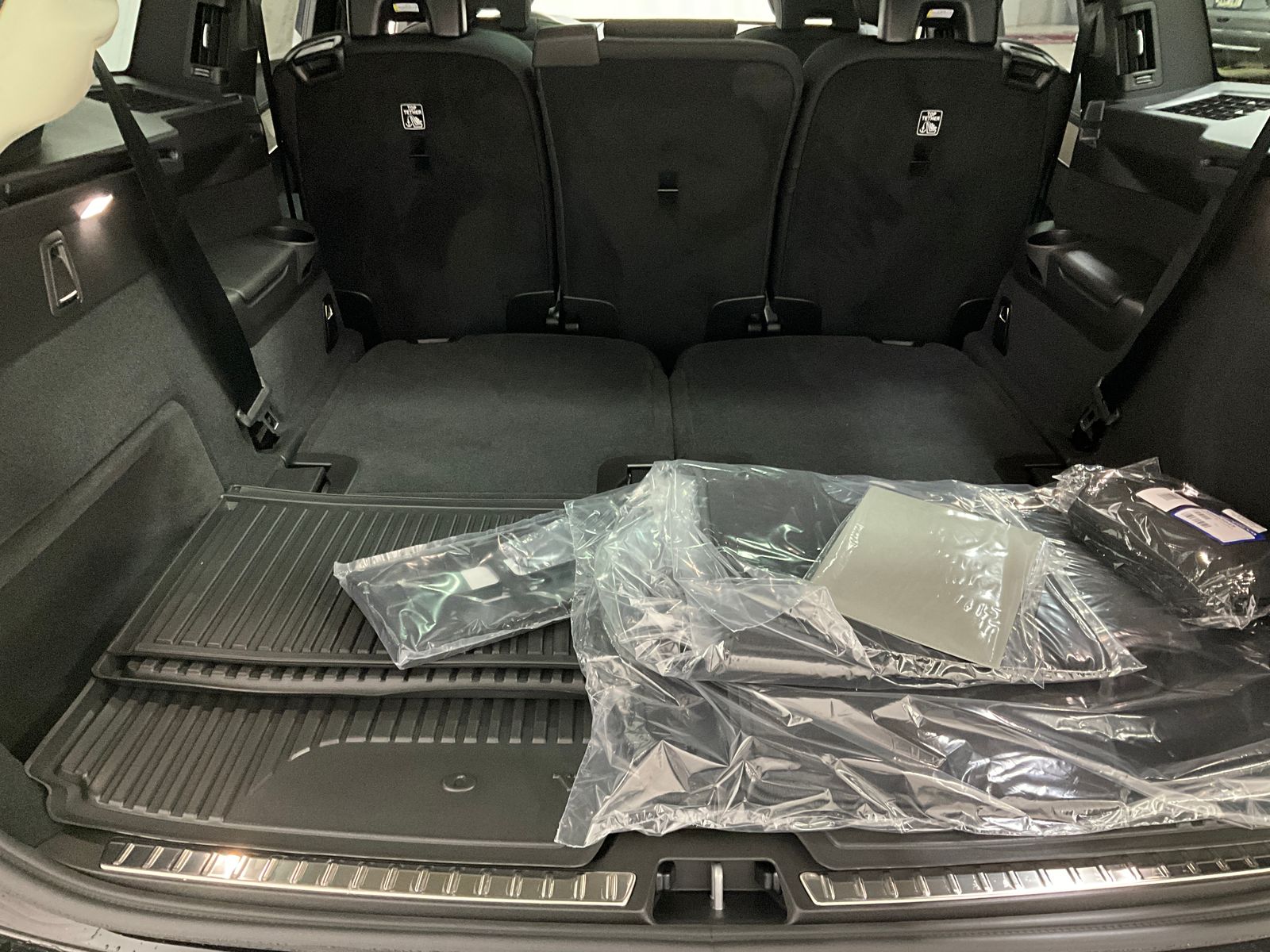 2026 Volvo XC90 Plus - Photo 24