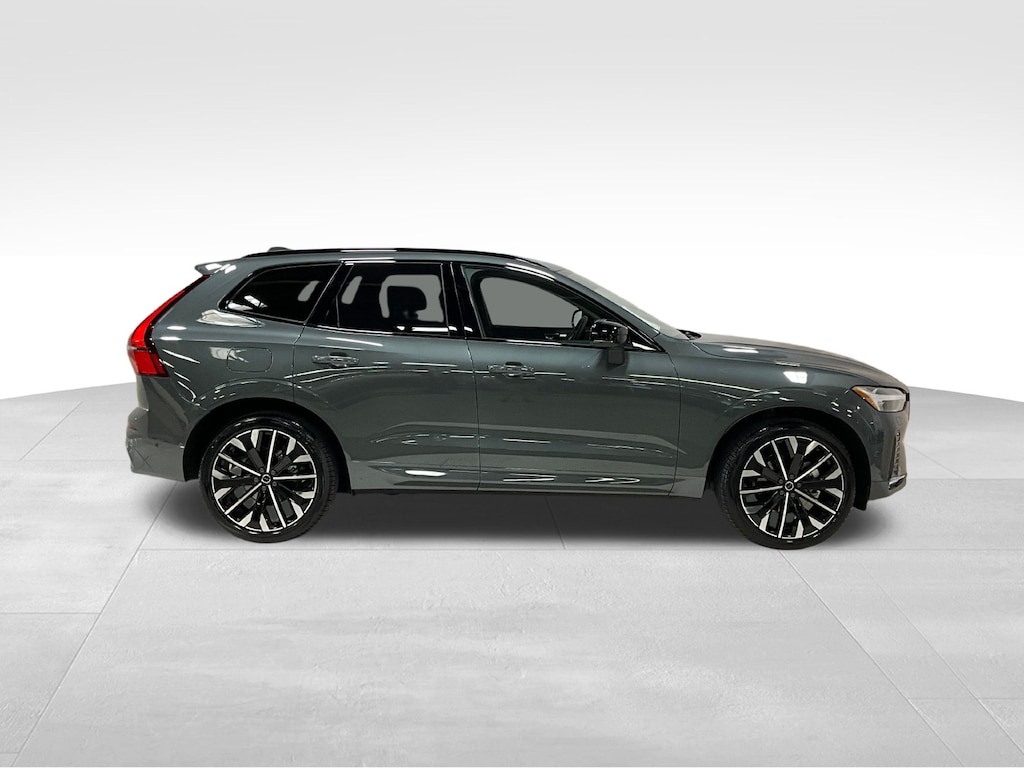 New 2027 Volvo XC60 B5 Ultra SUV