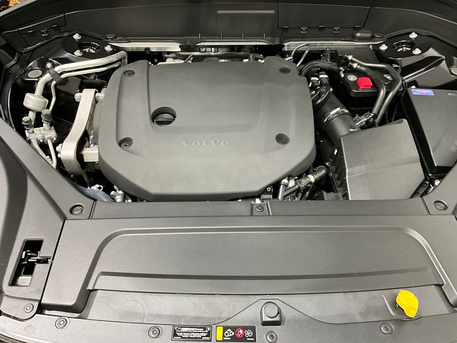 2026 Volvo XC90 Plus - Photo 10
