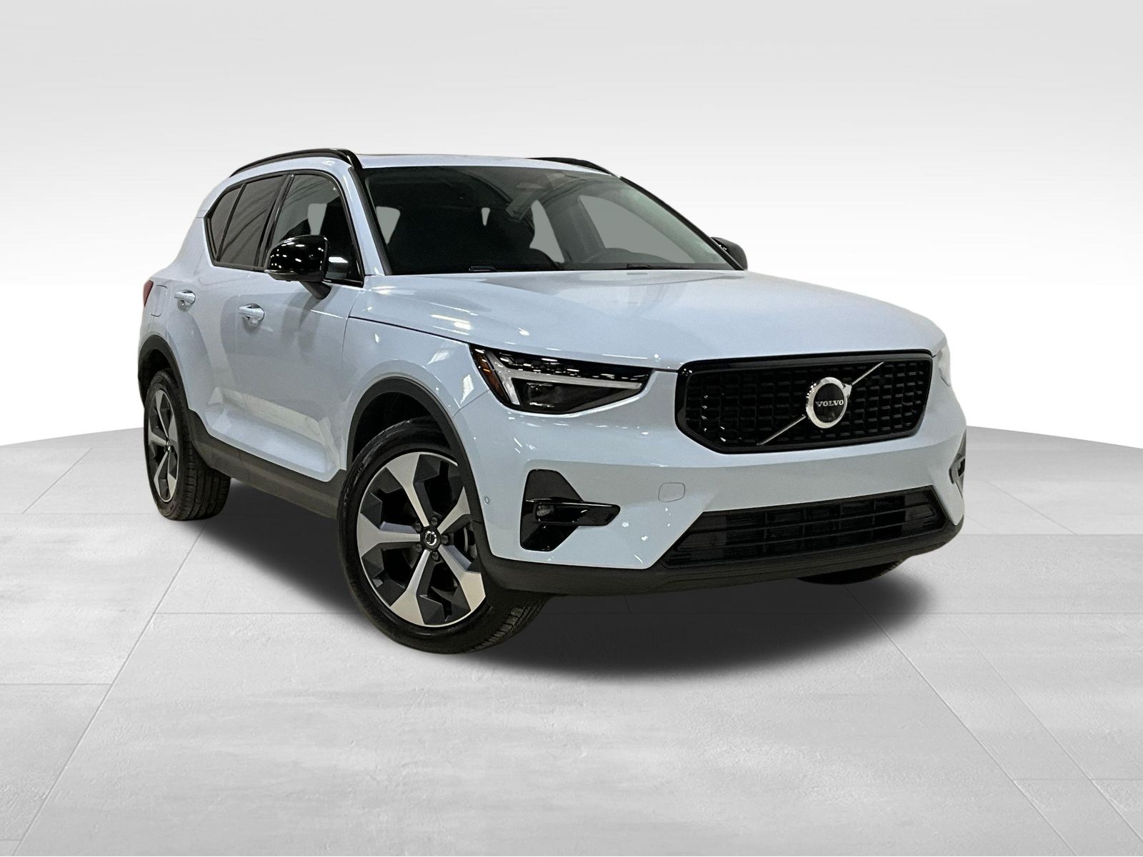 2026 Volvo XC40