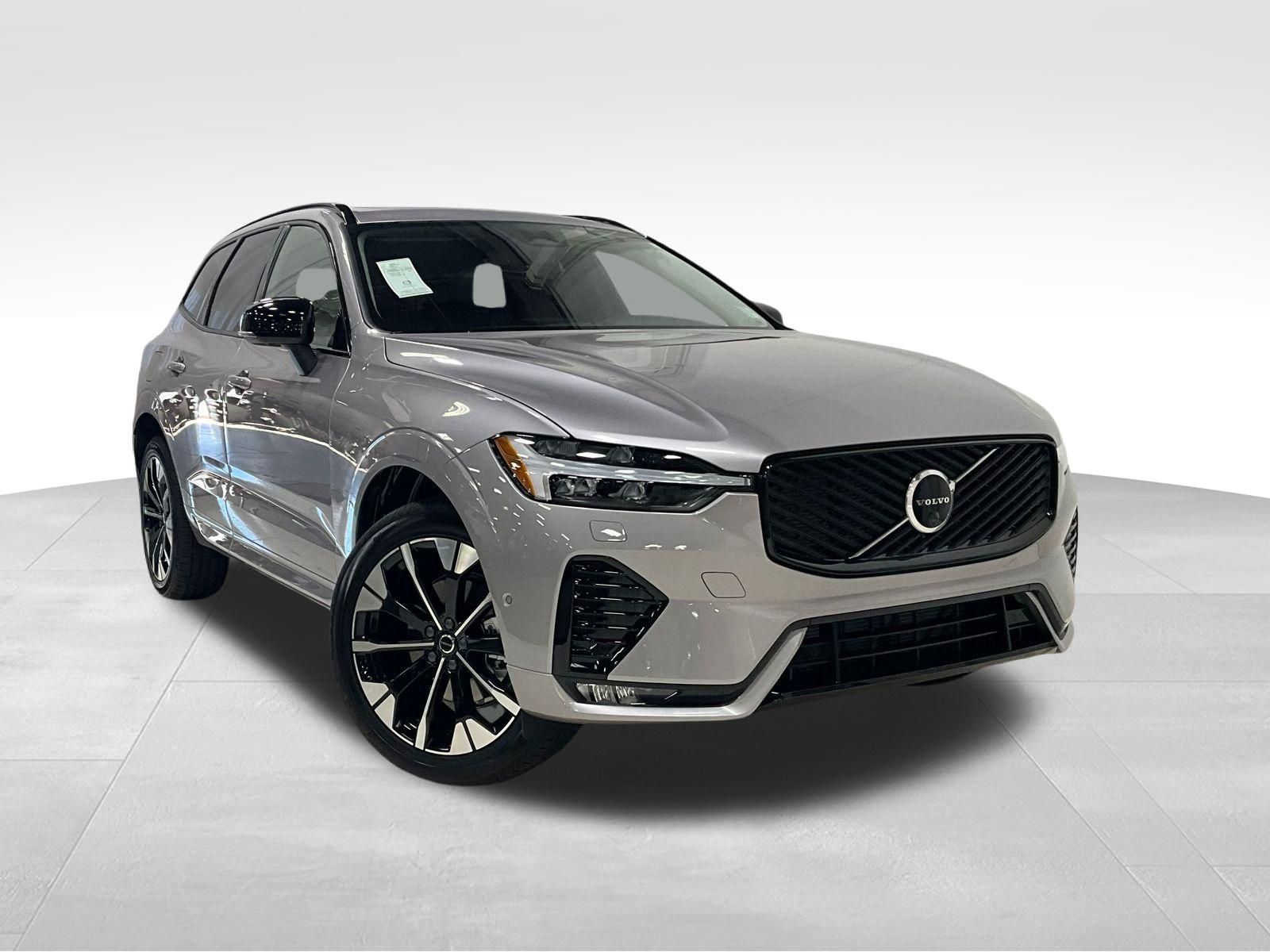 New 2026 Volvo XC60 B5 Plus SUV