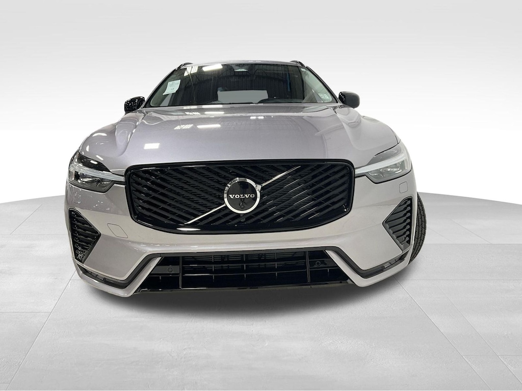 New 2026 Volvo XC60 B5 Plus SUV