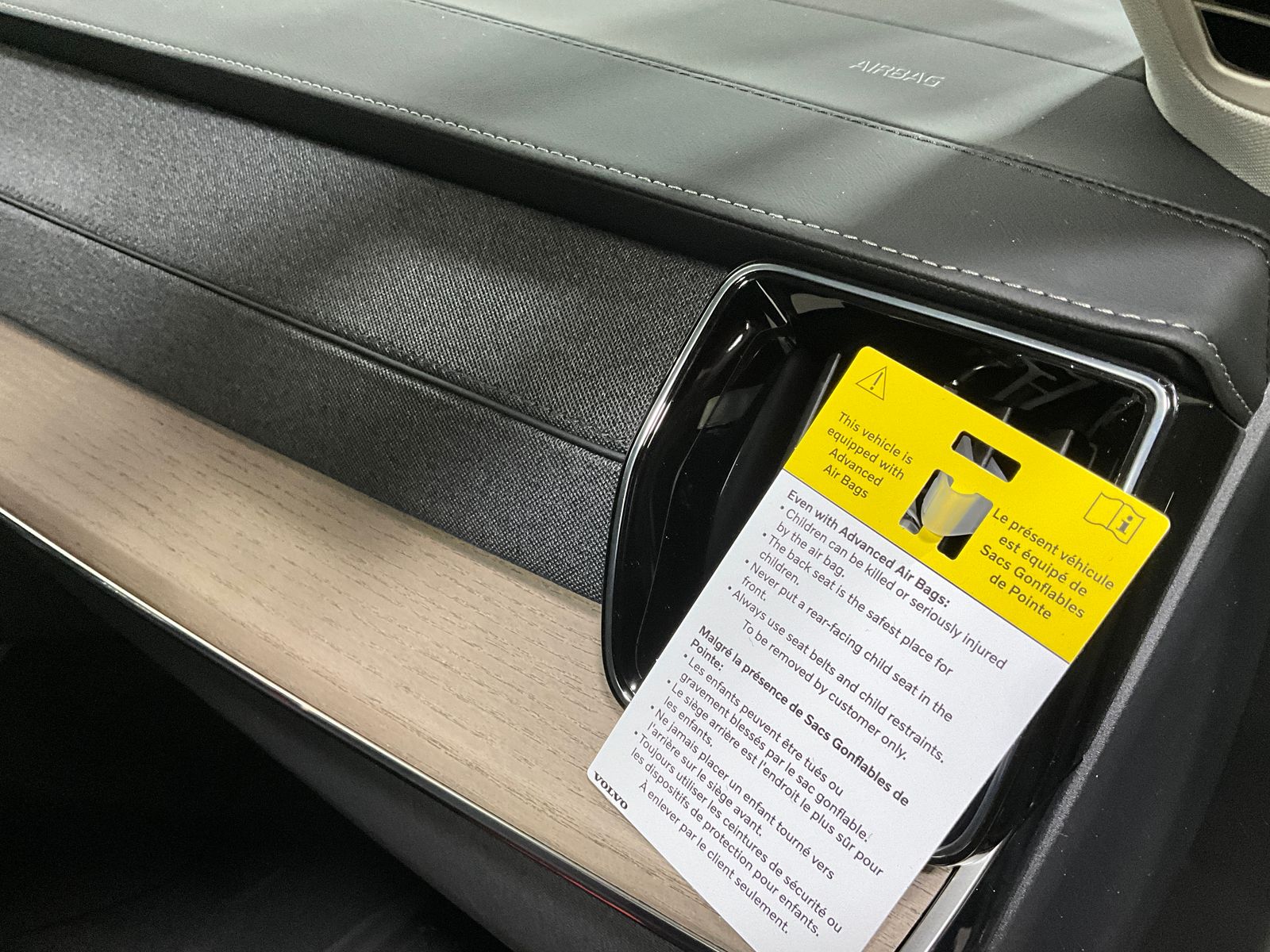 2026 Volvo XC90 Plus - Photo 15