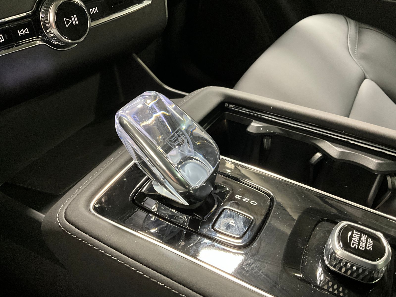 2026 Volvo XC90 Plus - Photo 16
