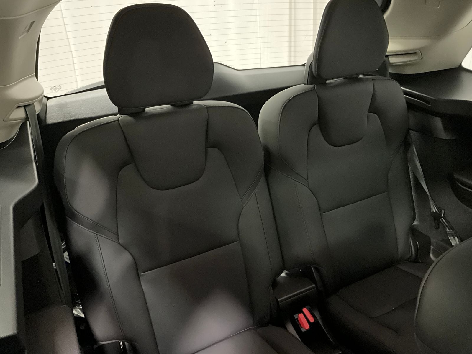 2026 Volvo XC90 Plus - Photo 23
