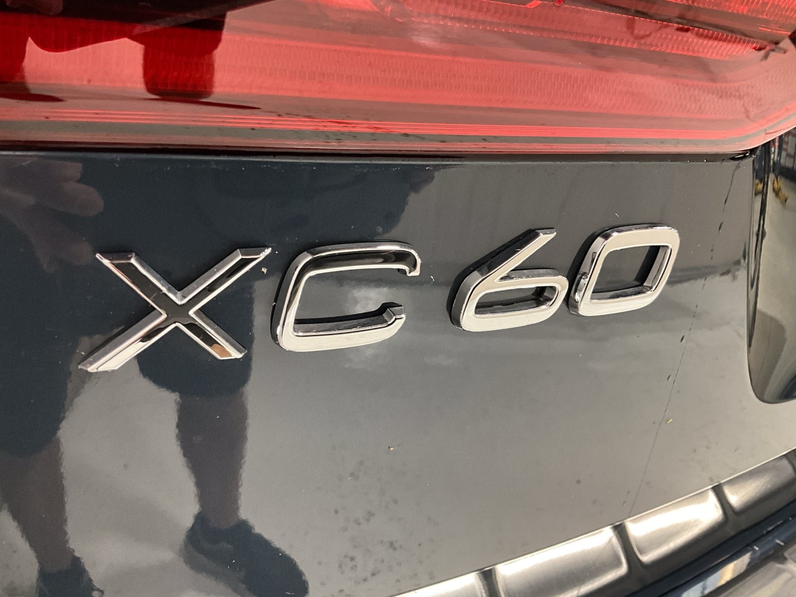 2026 Volvo XC60 Plus - Photo 8