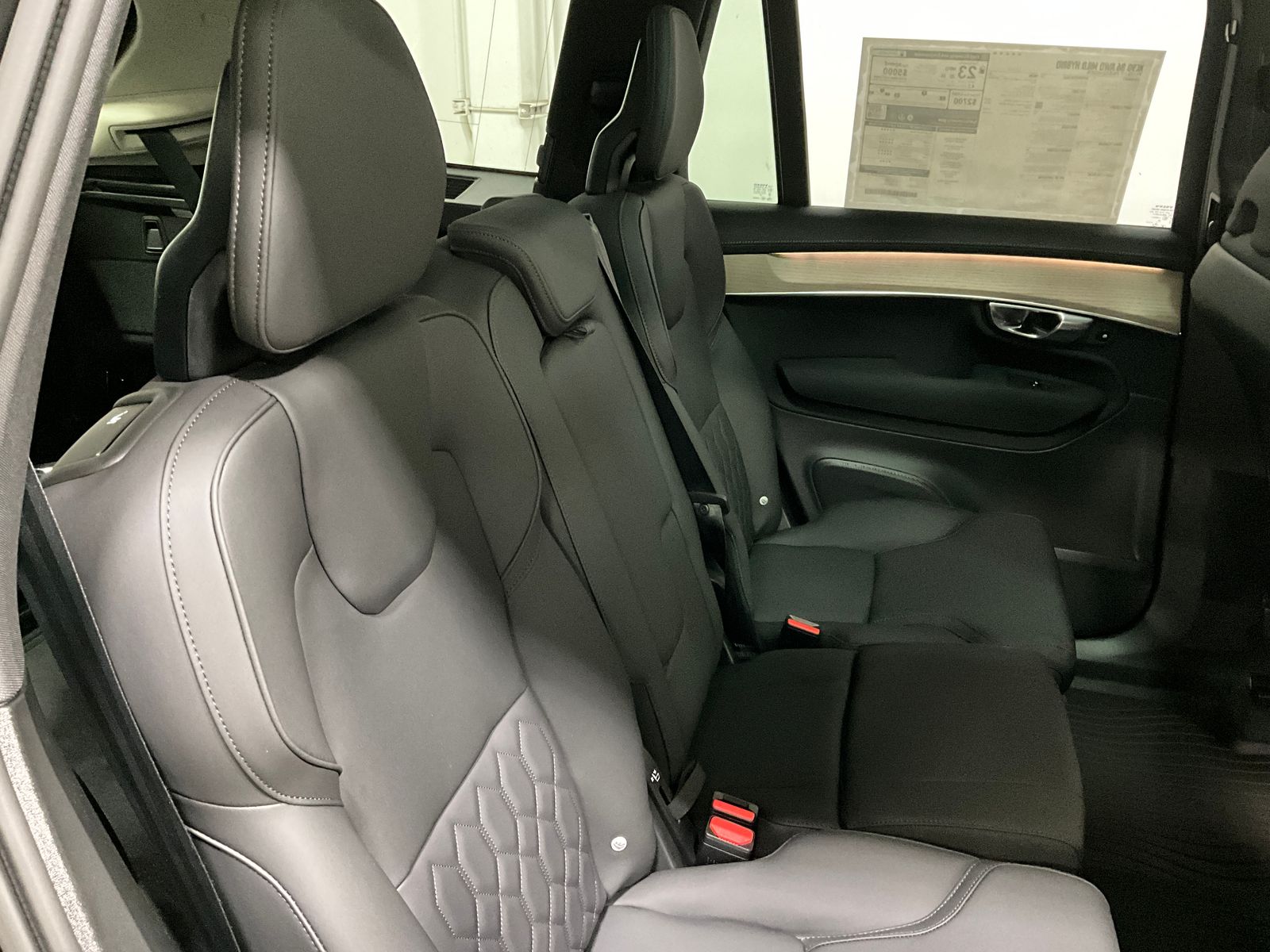 2026 Volvo XC90 Plus - Photo 22