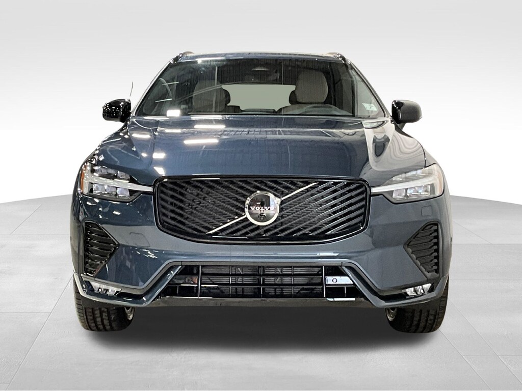 New 2026 Volvo XC60 B5 Plus SUV