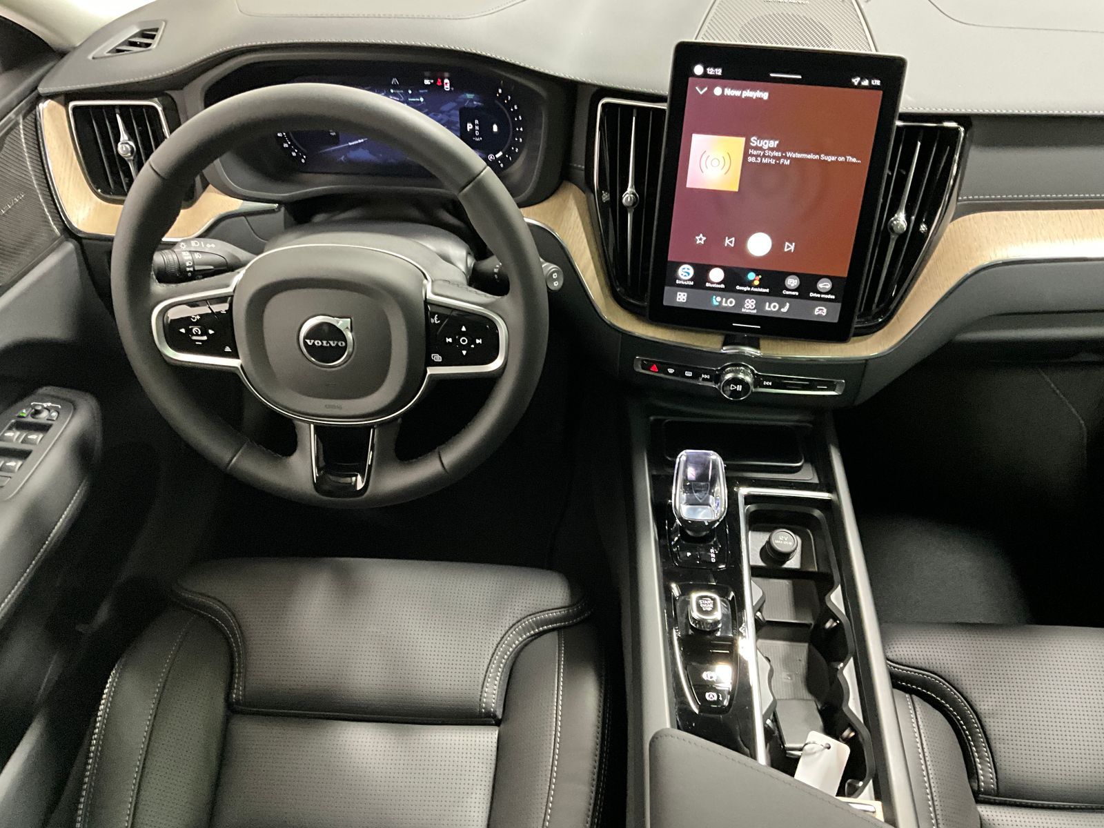 2026 Volvo XC60 Ultra - Photo 14
