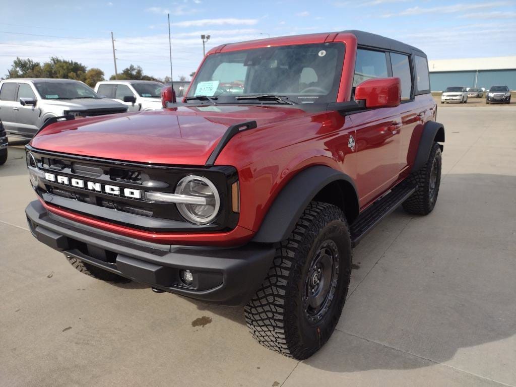 New 2024 Ford Bronco Outer Banks Outer Banks 4x4