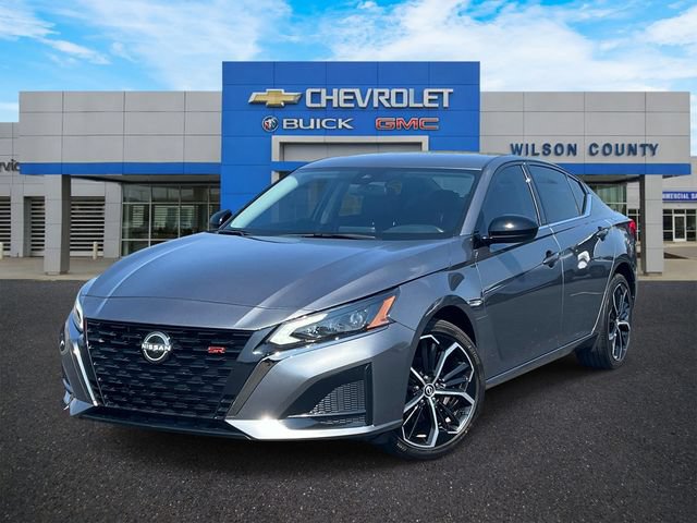 2025 Nissan Altima SR
