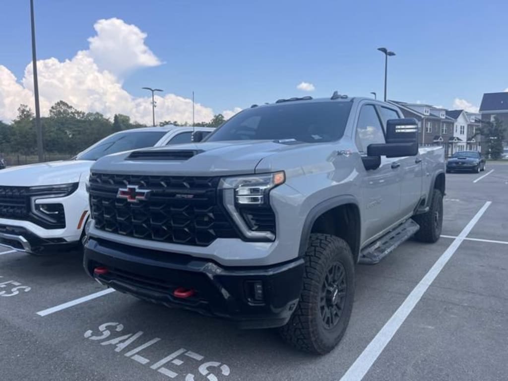 Used 2024 Chevrolet Silverado 2500 HD ZR2 Truck