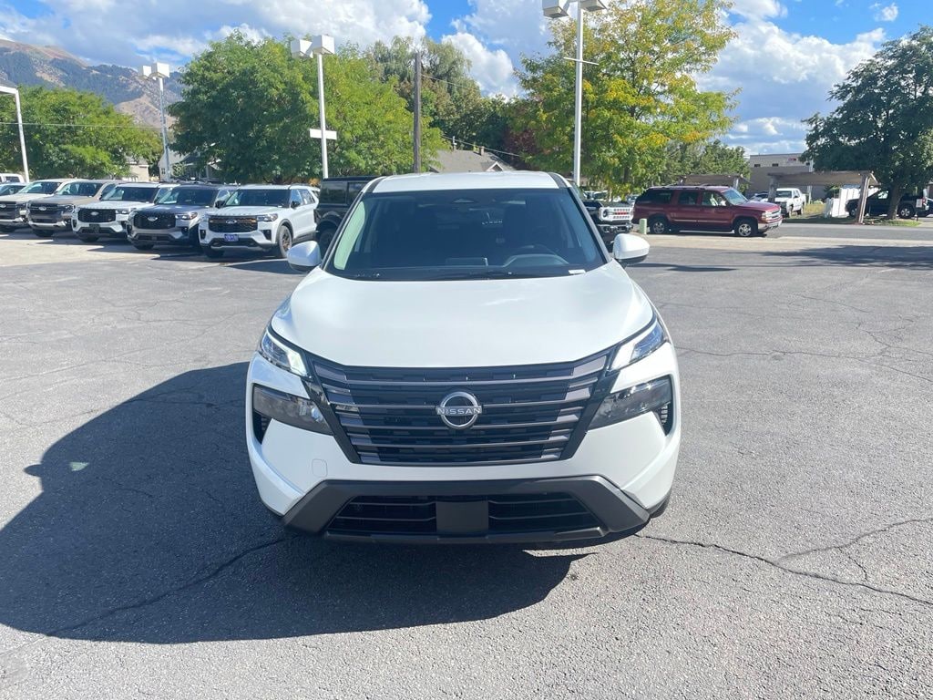 New 2026 Nissan Rogue SV SUV