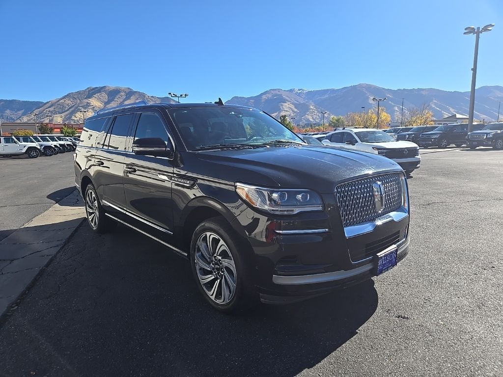 Used 2024 Lincoln Navigator L Premiere SUV