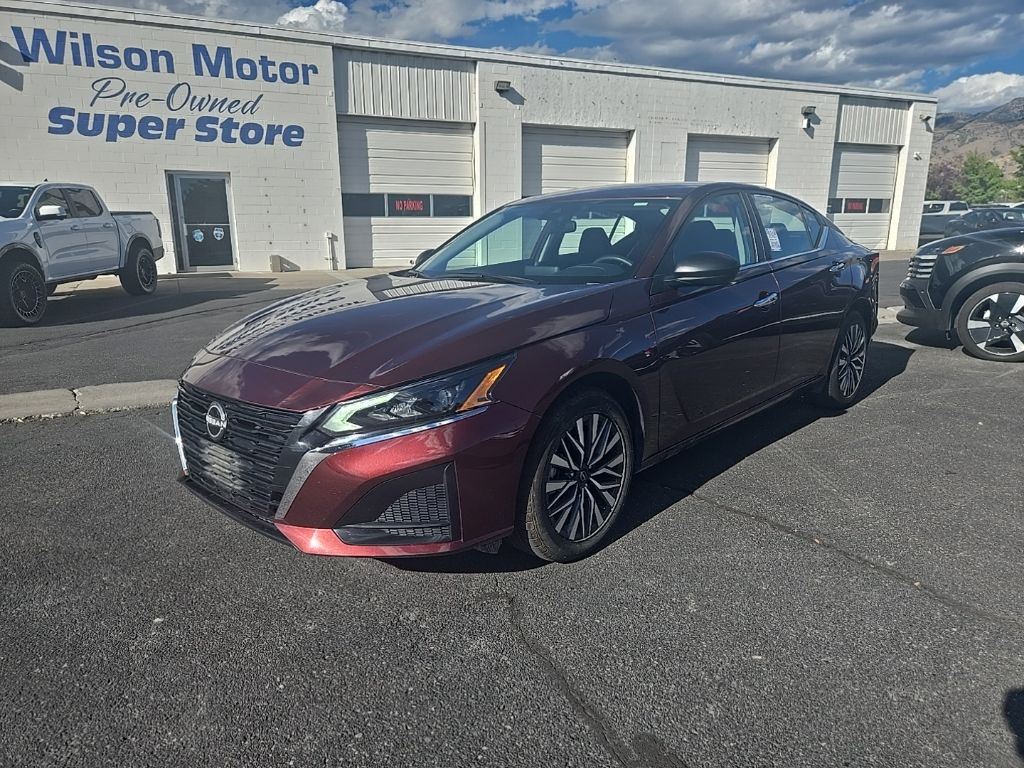 2025 Nissan Altima SV