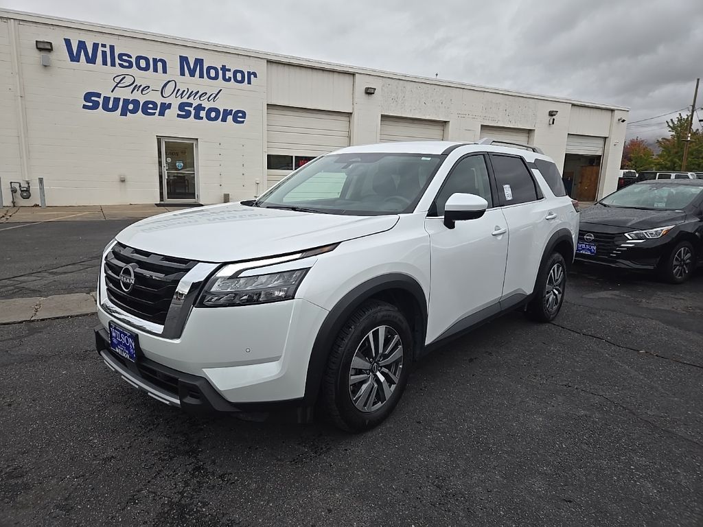 2025 Nissan Pathfinder SUV 