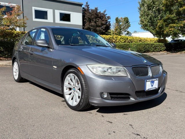2011 BMW 3 Series