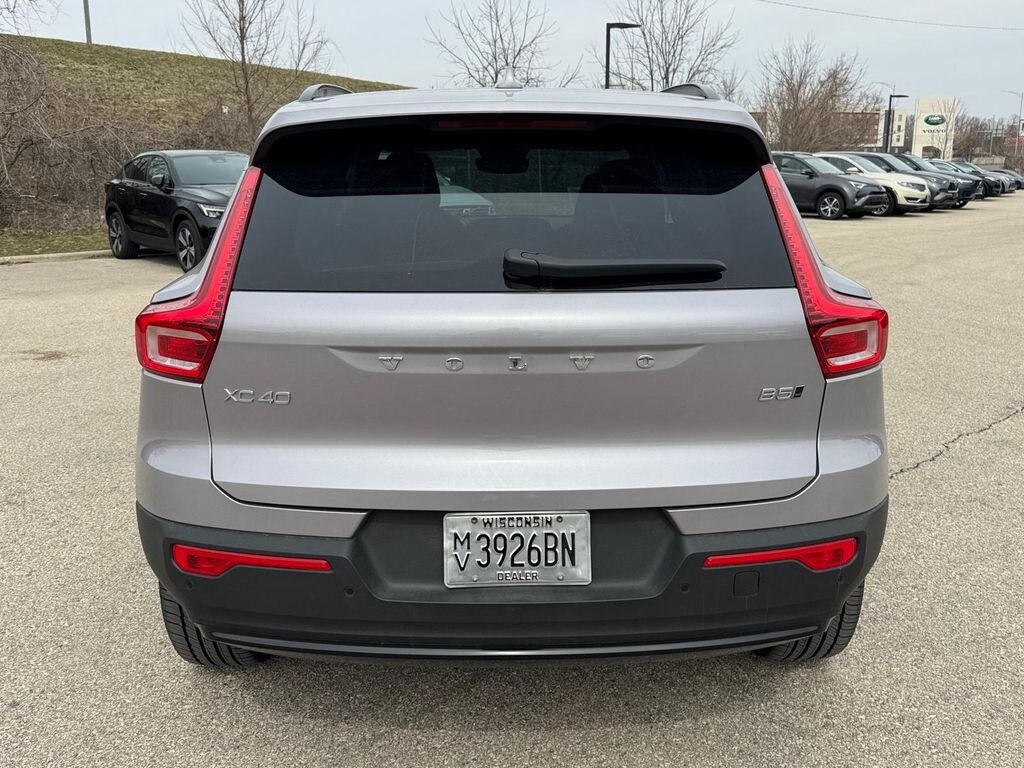 Used 2026 Volvo XC40 B5 Plus SUV