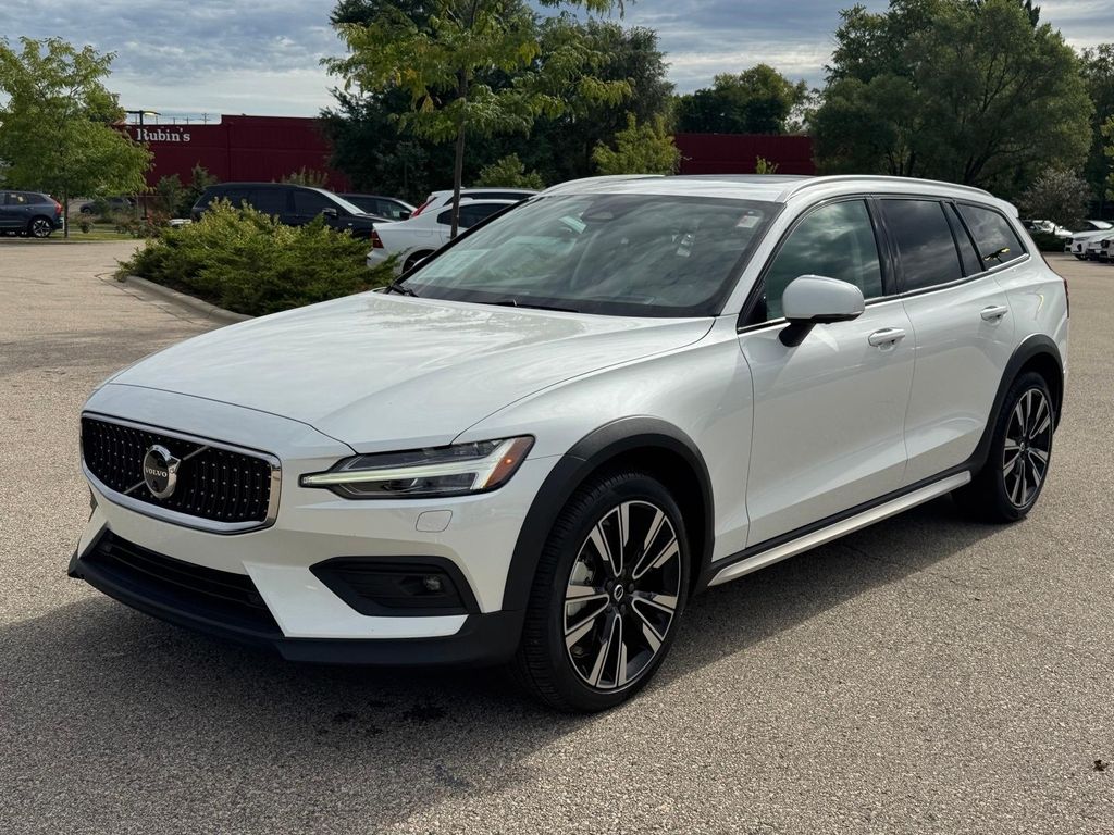  Volvo V60 Cross Country