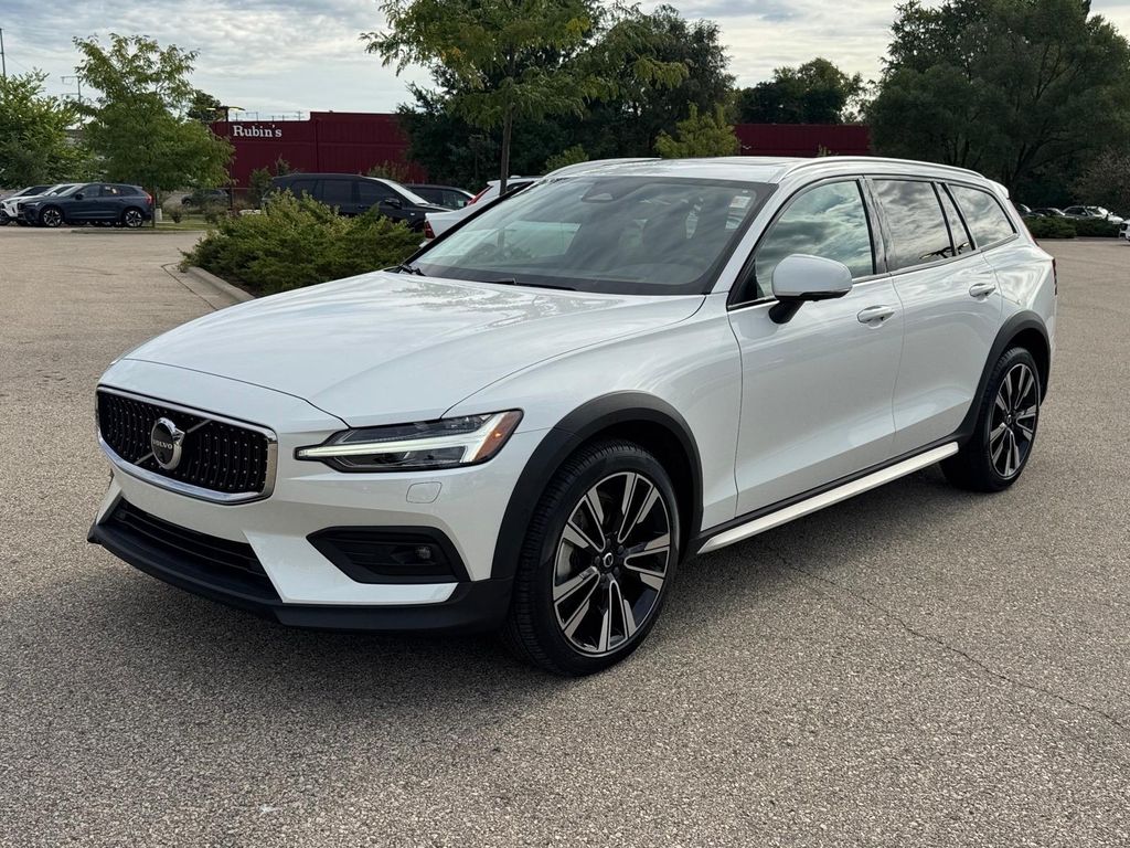  Volvo V60 Cross Country