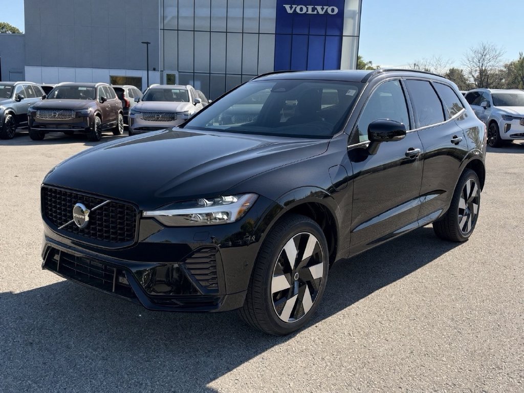 Used 2024 Volvo XC60 plug-in hybrid T8 Plus Dark Theme SUV