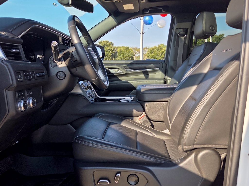 Used 2022 GMC Yukon XL Denali SUV