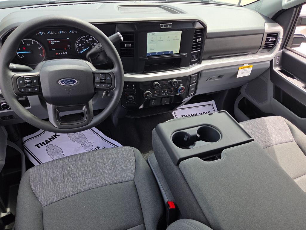 2026 Ford F-250 Super Duty XLT - Photo 9