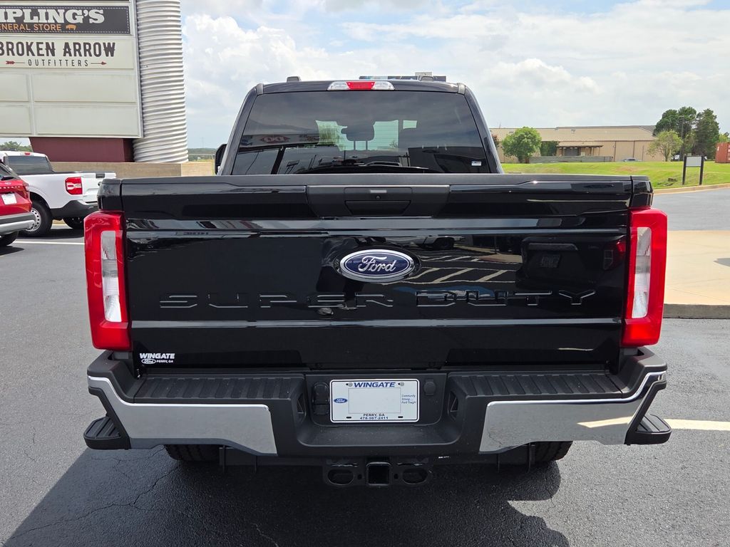 2026 Ford F-250 Super Duty XLT - Photo 13