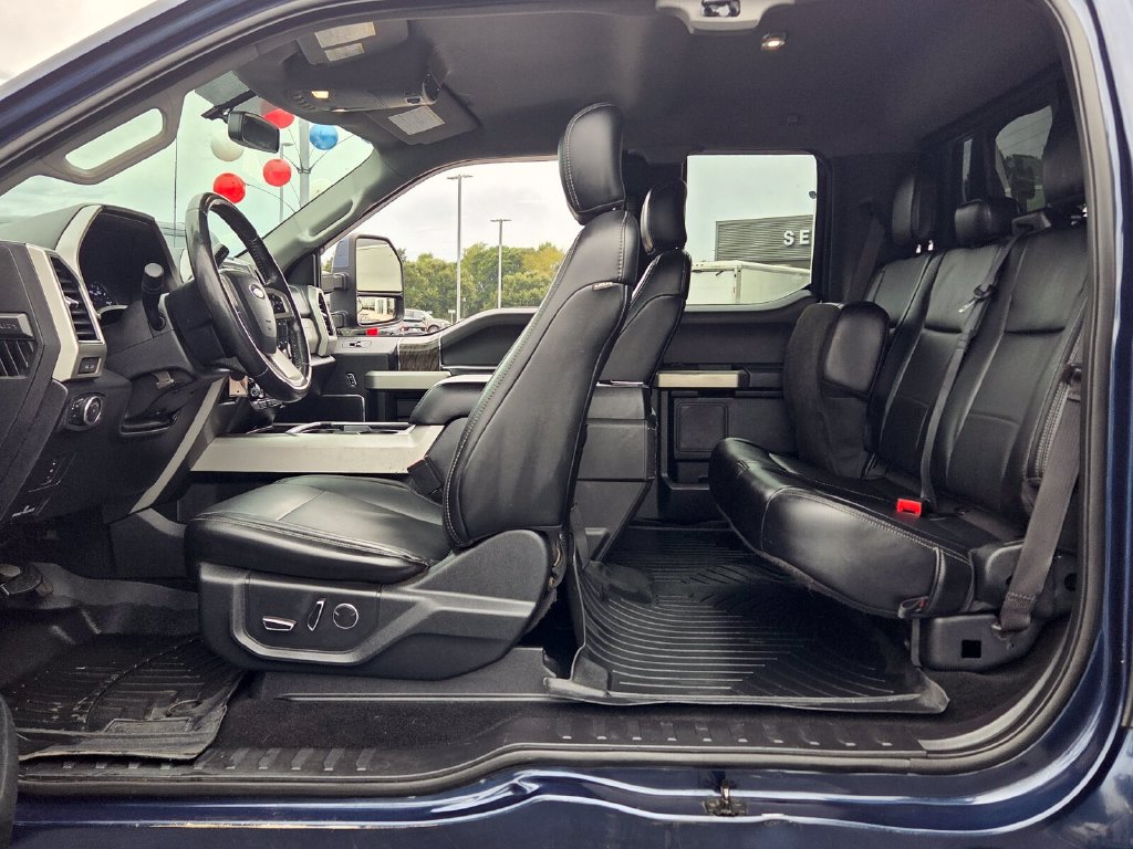 Used 2019 Ford F-250SD Lariat Truck